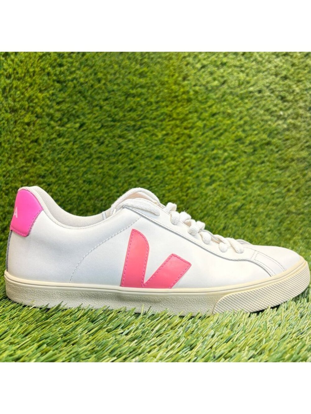 VEJA Esplar Low Womens Size 8 White Pink Leather Casual Walking Shoes Sneakers
